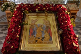 Христос воскресе! Положение Плащаницы на Престол и Крестный ход