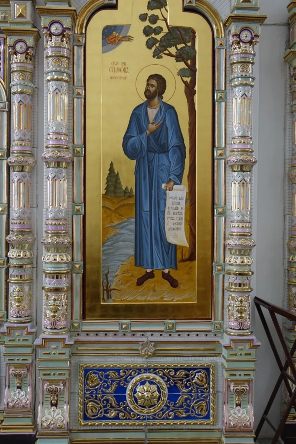 Иконостасы алтарей нашей обители