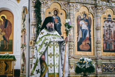 В праздник Входа Господня в Иерусалим игумен  Иероним совершил Божественную литургию в Крестовоздвиженском соборе.