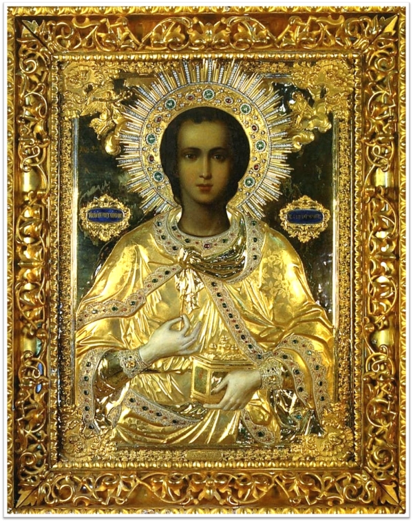 Великомученик Пантелеѝмон, целитель