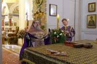 Вынос Креста на всенощном бдении празднования Воздвижения Честного и Животворящего Креста Господня