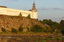 Обезвоженная река