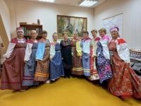 ОДЕВАТЬСЯ ПО РУССКИ