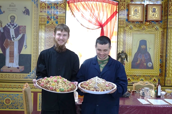 Приготовление колива в монастыре