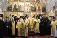 Епископ Ново-Зеландский и Австралийский Георгий возглавил Божественную Литургию в Преображенском соборе в праздник свв апп Петра и Павла