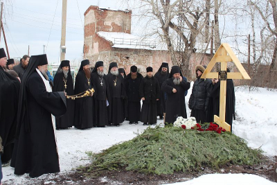 Прощание с иеродиаконом Аполлинарием: отпевание и погребение