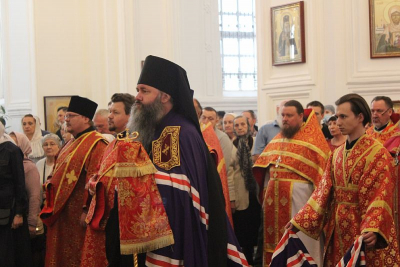 Архирейская литургия 25 мая в день памяти второго обретения мощей святого Симеона Верхотурского .