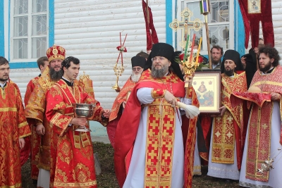 Престольный праздник храма в честь иконы Божьей Матери *Живоносный Источник* на Актае